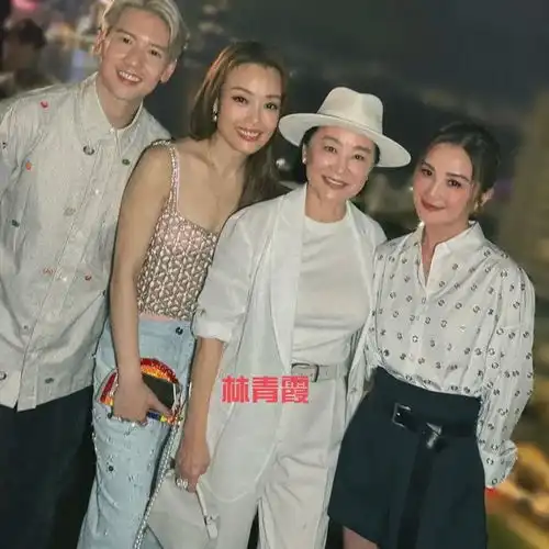 周慧敏和老公出席晚宴,60岁倪震秃头苍老,变成沧桑的油腻大叔
