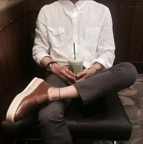 qq皮肤趁我还在趁我还爱男生潮流
