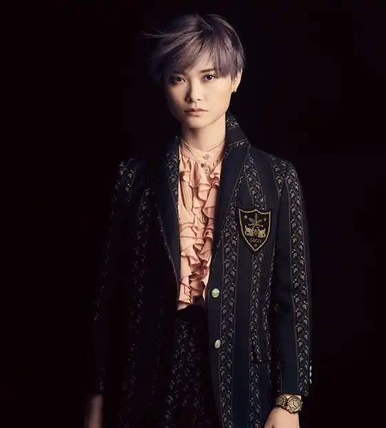 李宇春五大满贯,实力派的偶像,玉米们歌唱界的时尚达人
