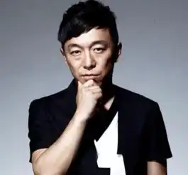 青岛贵妇黄渤,和黄渤一模一样,黄渤回应转过来转过来
