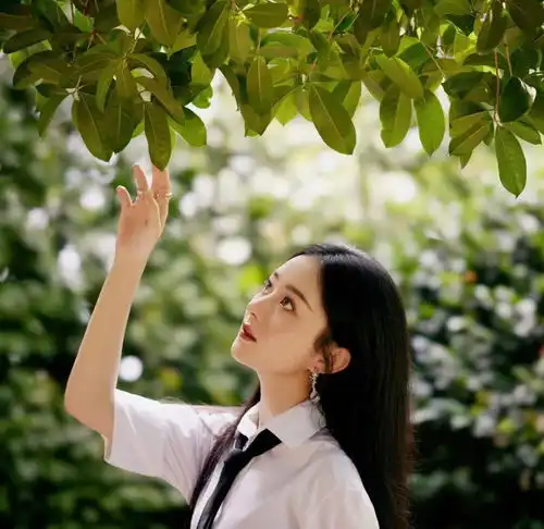 小八卦,丁程鑫,易烊千玺,赵丽颖,陈伟霆,金瀚腾讯新闻
