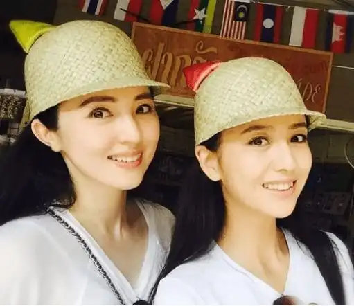 路人偶遇明星出游,私下友谊公开,有人离婚,有人关系好的意外
