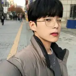 情侣之间,男友这样欺负你,显然他把你当媳妇儿了,务必珍惜
