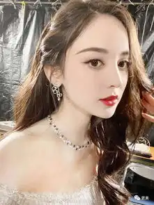 景甜修复双眼皮又整了鼻子超像男人,林允李沁造型师拖出去斩了
