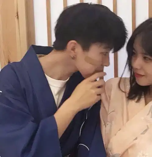 一眼心动的宝藏情侣网名
