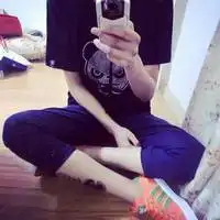 甜蜜情侣一左一右qq头像