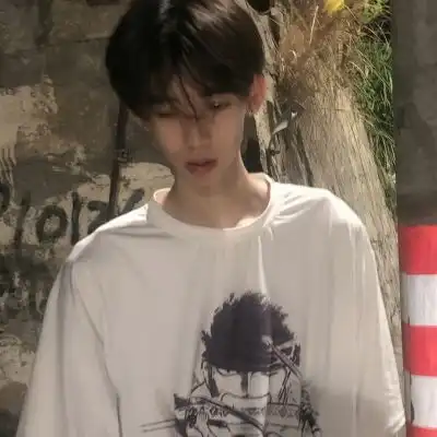 高清真人的男生帅气qq头像合集生活的目标不是爱情是快乐
