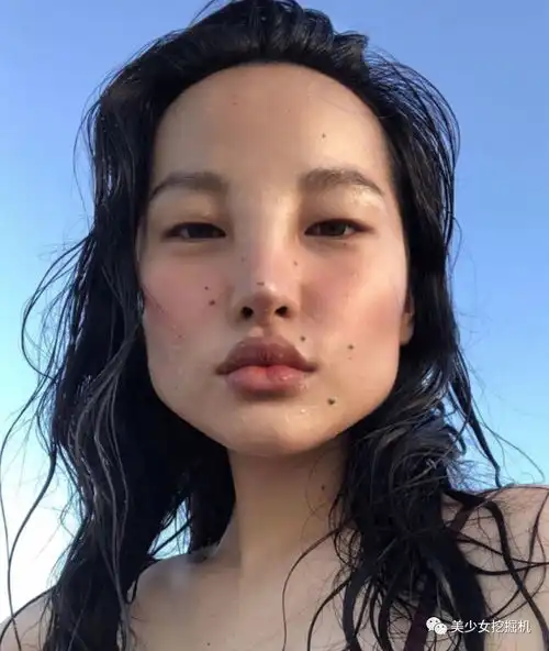 继抖音温婉凉透后,m哥用16秒上位,塑胶照骗网红被称为最甜女神
