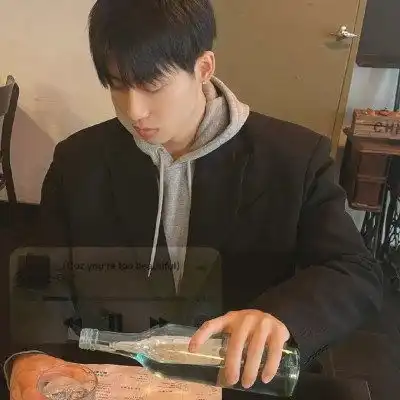 2023最新高清帅气真人男生头像
