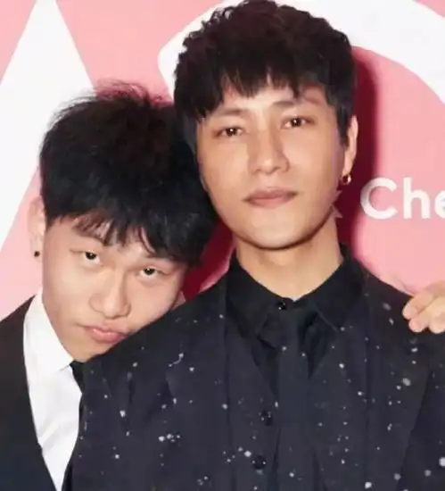 陈坤为爱子庆生,周迅舒淇高调捧场,儿子母亲基因日渐浮现
