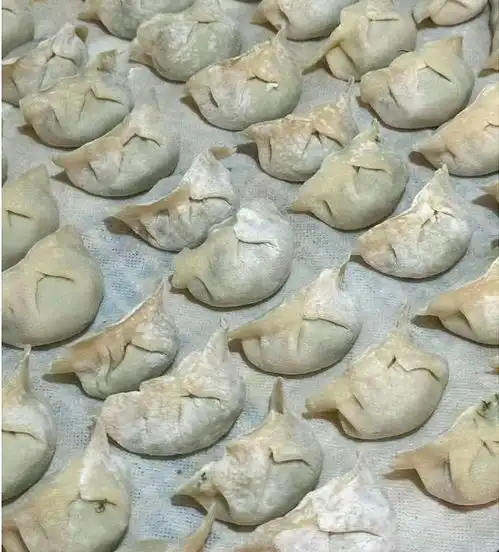 末伏天,这菜使劲吃,一除湿二增免疫三镇静安眠,包饺子真香
