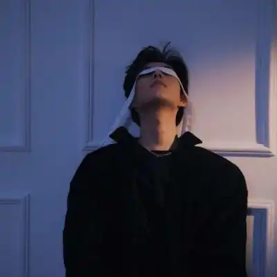兄弟头像
