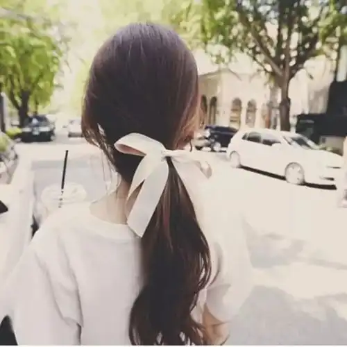 据说这是男生眼中初恋女神的发型你们觉得是还不是
