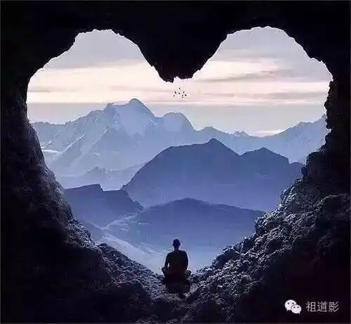 求神拜佛不如求自己,可塑的我让我们成为自己的心理医生
