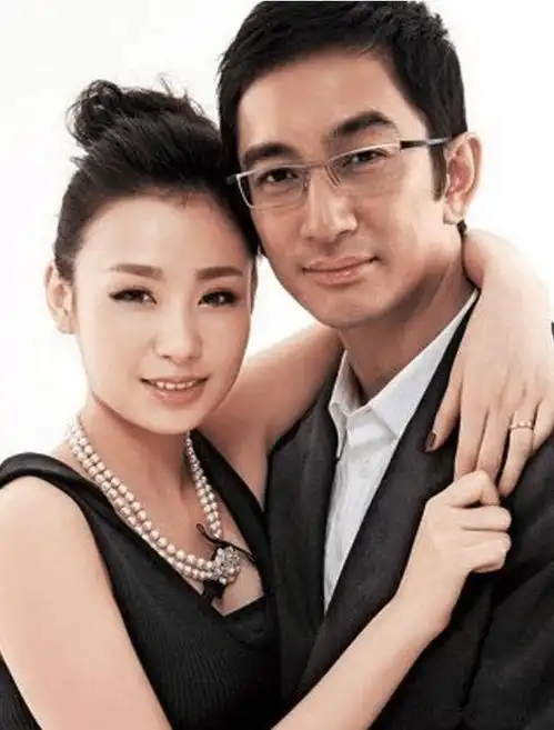 嫁个可以当爹的男人,结婚7年败光家产,千万卖孩子抚养权
