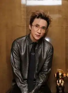 当男生都变成出门化妆的精致boy
