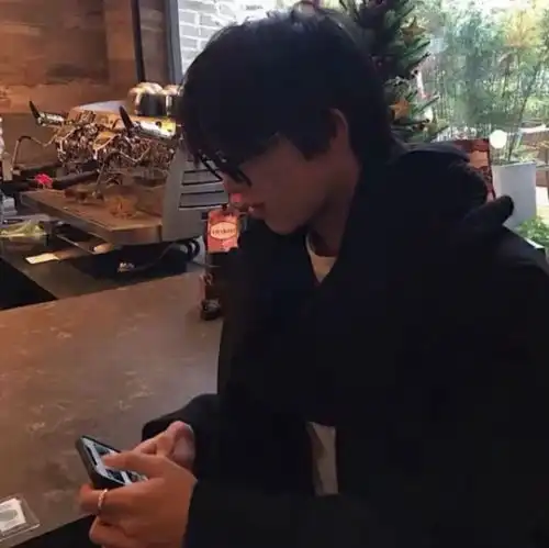 人类高质量男性头像
