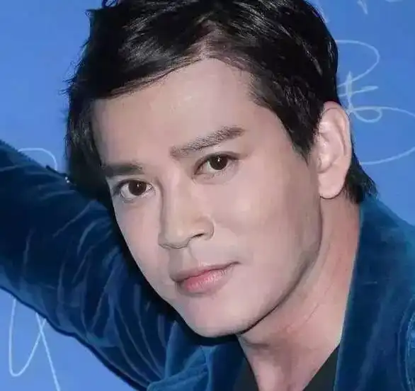 可怕男明星整容之后居然也这么辣眼睛
