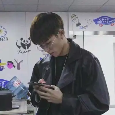 伤感冷漠头像男生图片qq头像男生冷漠孤傲图片
