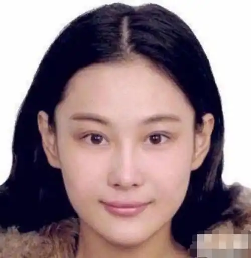 女星素颜证件照合集丑哭了看完你都不敢追星了
