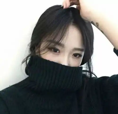 拒绝剪刀手教你刷爆朋友圈的自拍
