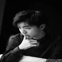 王俊凯头像帅气2017微信头像图片大全
