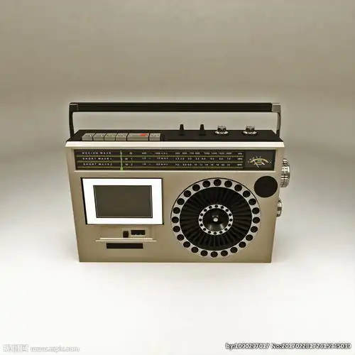 老式收音机图片
