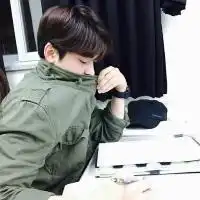 心酸纵有千百种沉默不语最难过
