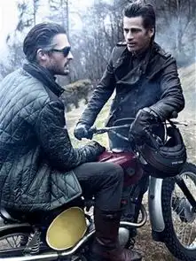 高圆圆拍大片激发骨子里的野性
