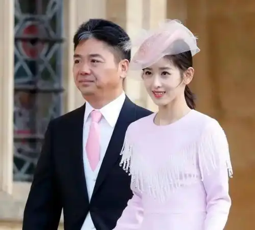 找一个大19岁的男人结婚,27岁的年纪上榜500富人榜,她是如何做到的
