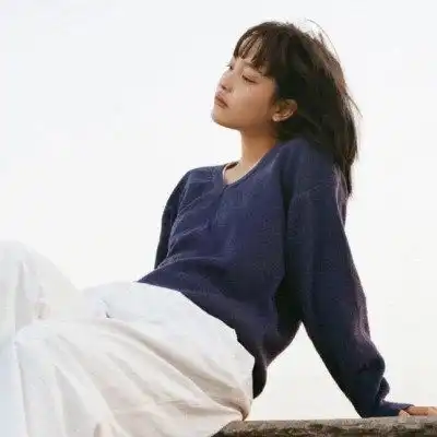 2023唯美氛围感女生头像图片
