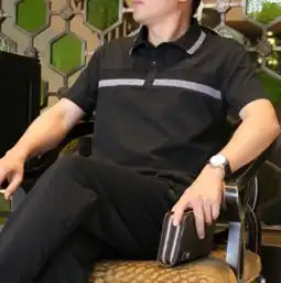 17新款中老年薄款运动套装,舒适又透气,适合3080岁男士
