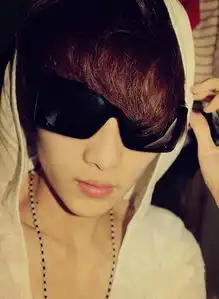 这位网红是谁啊谢谢3
