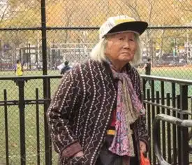 你可能很潮,但你绝对没有大伯大妈潮
