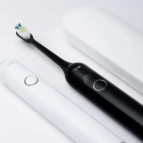 送男友的情人节礼物,千山q8电动牙刷实用又高级
