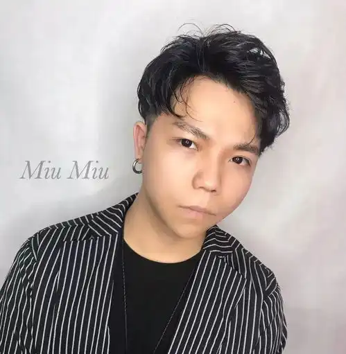 发型丨2020五大男生发型风格攻略找到你的命定发型
