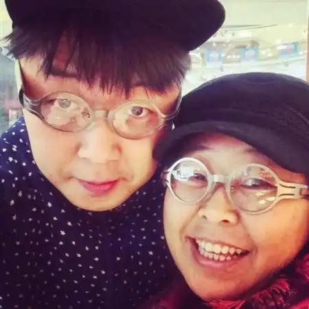 杜海涛与母亲自拍网友亲生的,鉴定完毕