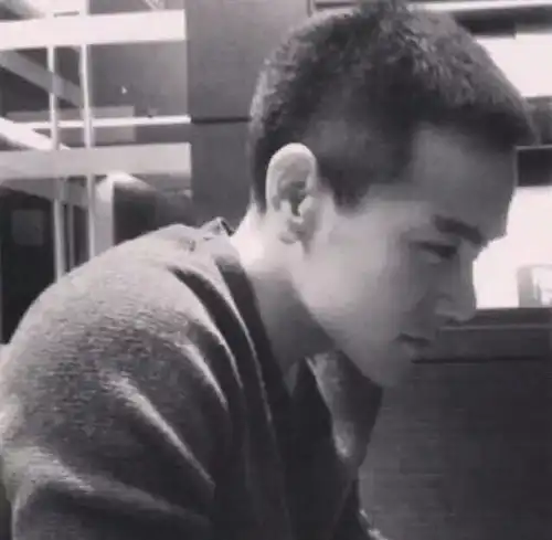 彭于晏被金融大佬潜规则帅彭彭男女通吃了
