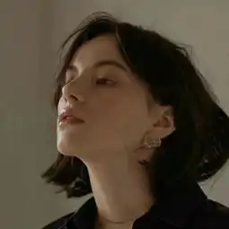 每日头像好看的欧美风女生头像和男生头像
