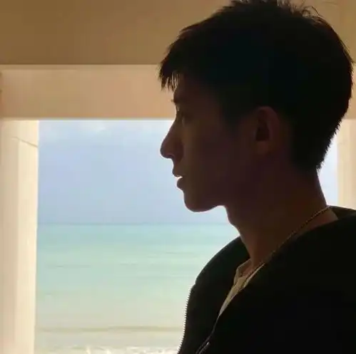微信头像百看不厌
