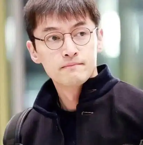 上镜不化妆的男星,古天乐一般,看了谢霆锋压力太大
