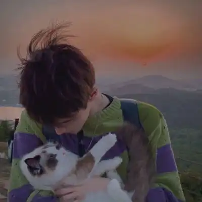 乖乖的男生头像很好看又很精致最新你该明白在爱时说的话只在爱时作数
