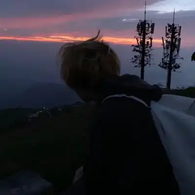 林仄琛ins酷帅真人文艺范男头男生头像我要个性网
