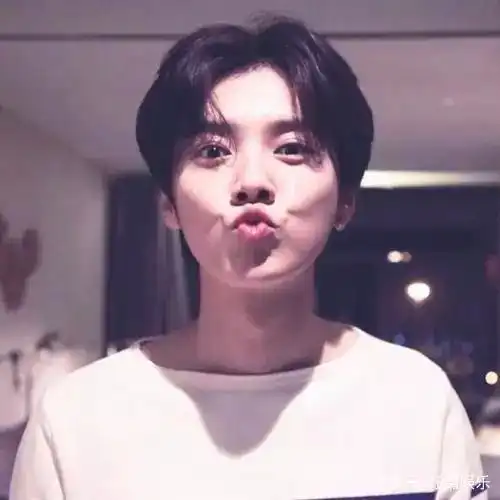 从练习生到知名男明星,鹿晗这一路到底经历了什么
