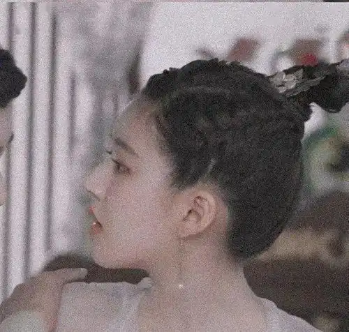 头像山高路远总会有渣男奔你而来
