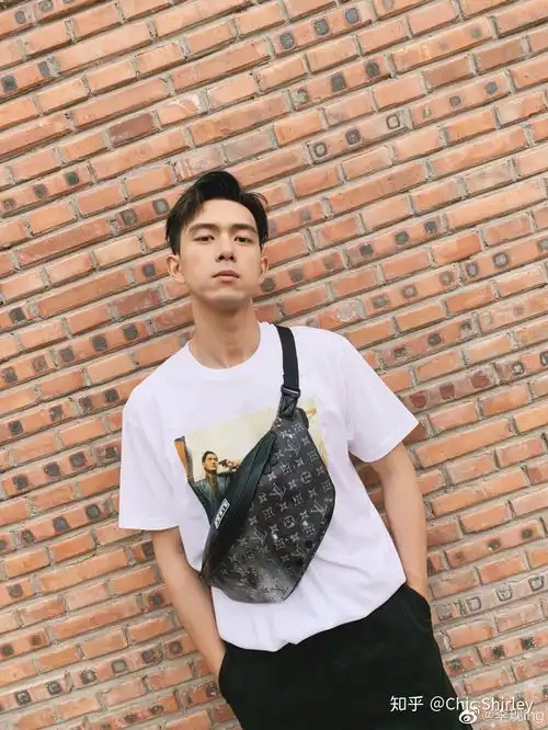 为什么女朋友老是觉得我穿衣品味差
