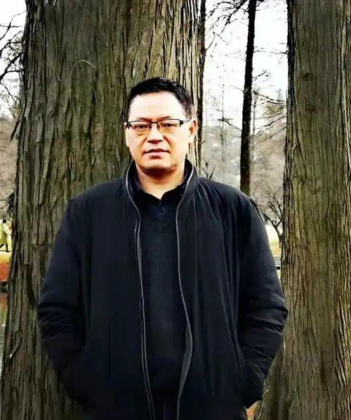 山花2021年第12期剑男孤独的奖品组诗
