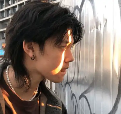 不爱发自拍的女孩,八成是这3种人,全中的可千万别急眼呀