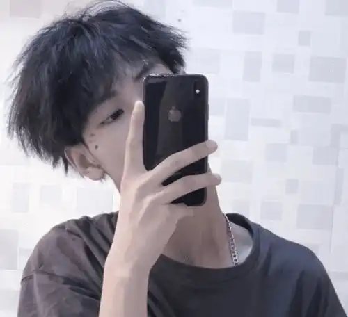 想知道对方是不是真的喜欢你发他这3条消息,测试结果一目了然
