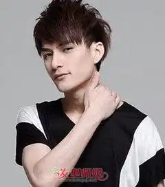 男生倒三角脸型适合什么发型倒三角脸型男生适合的发型图片发型师姐
